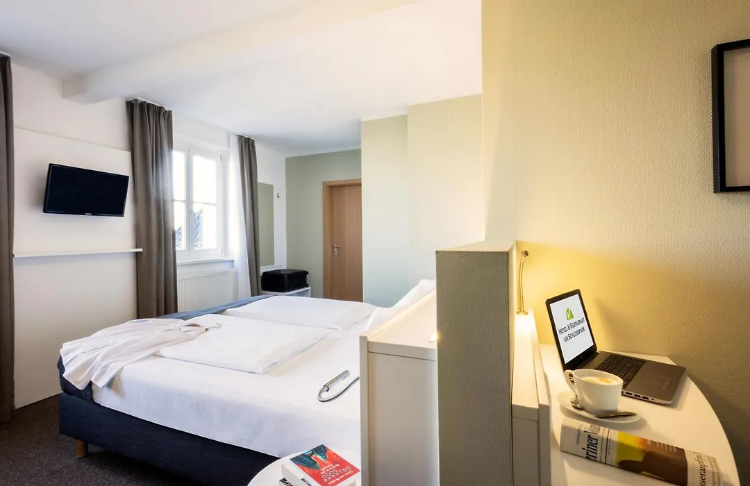 Hotel Am Schlosspark-1
