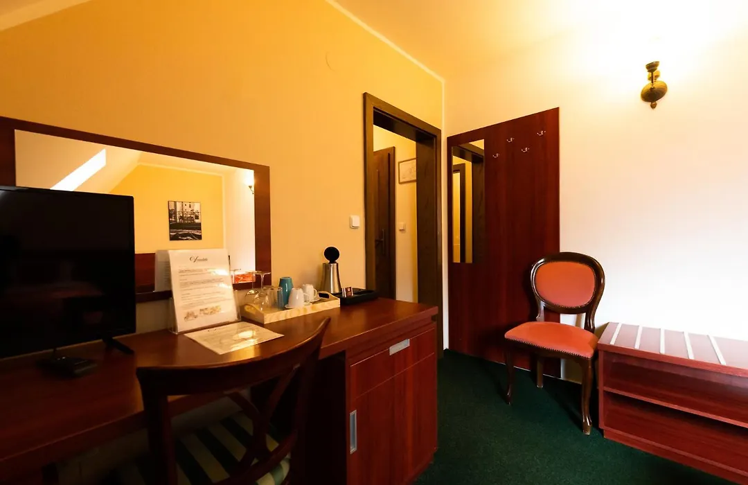 Vivaldi Apartments-1