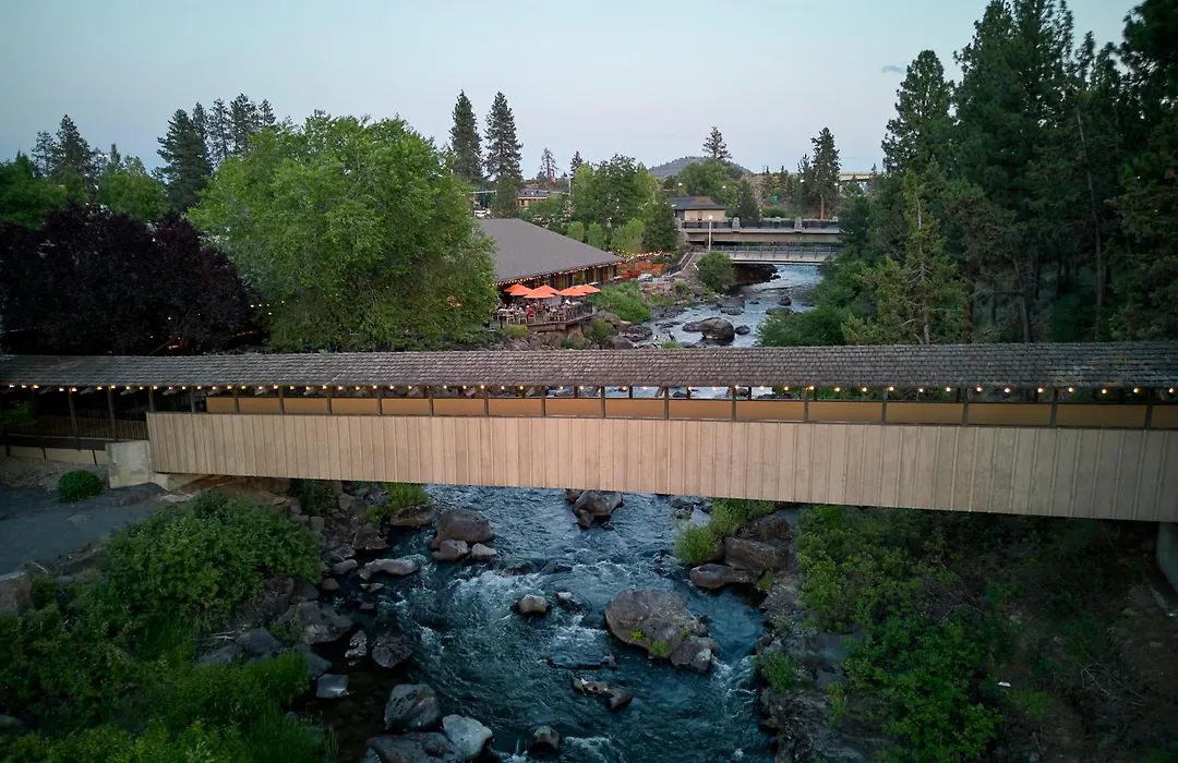 Riverhouse Lodge-1