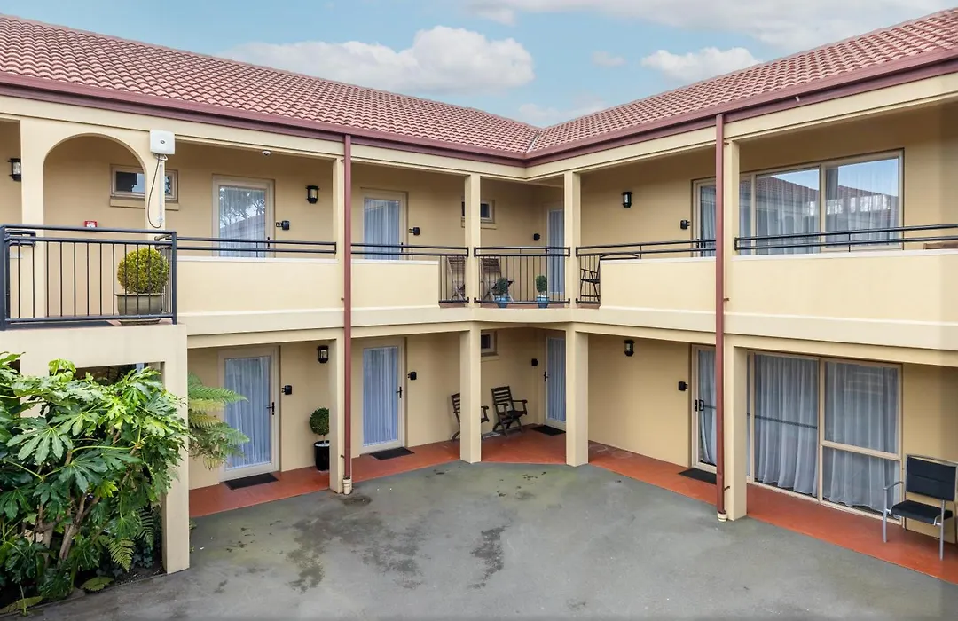 Lorenzo Motor Lodge-1