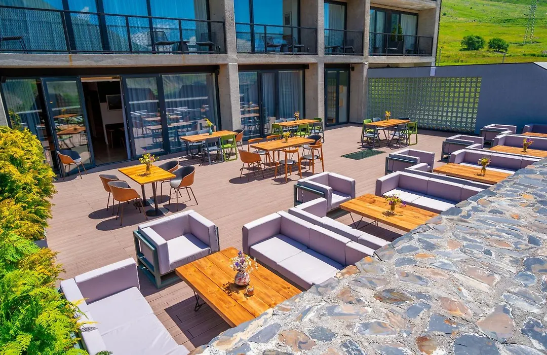 Step Inn - Kazbegi-1