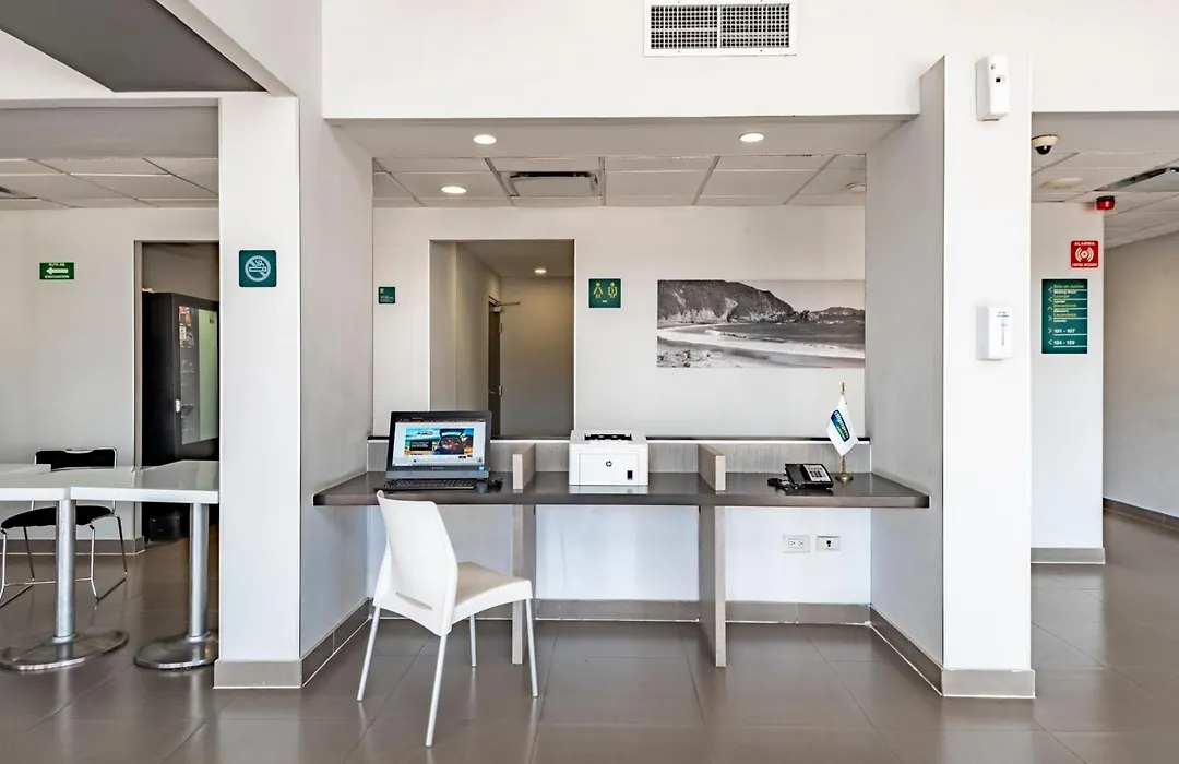 City Express Junior by Marriott Ciudad del Carmen Aeropuerto-1