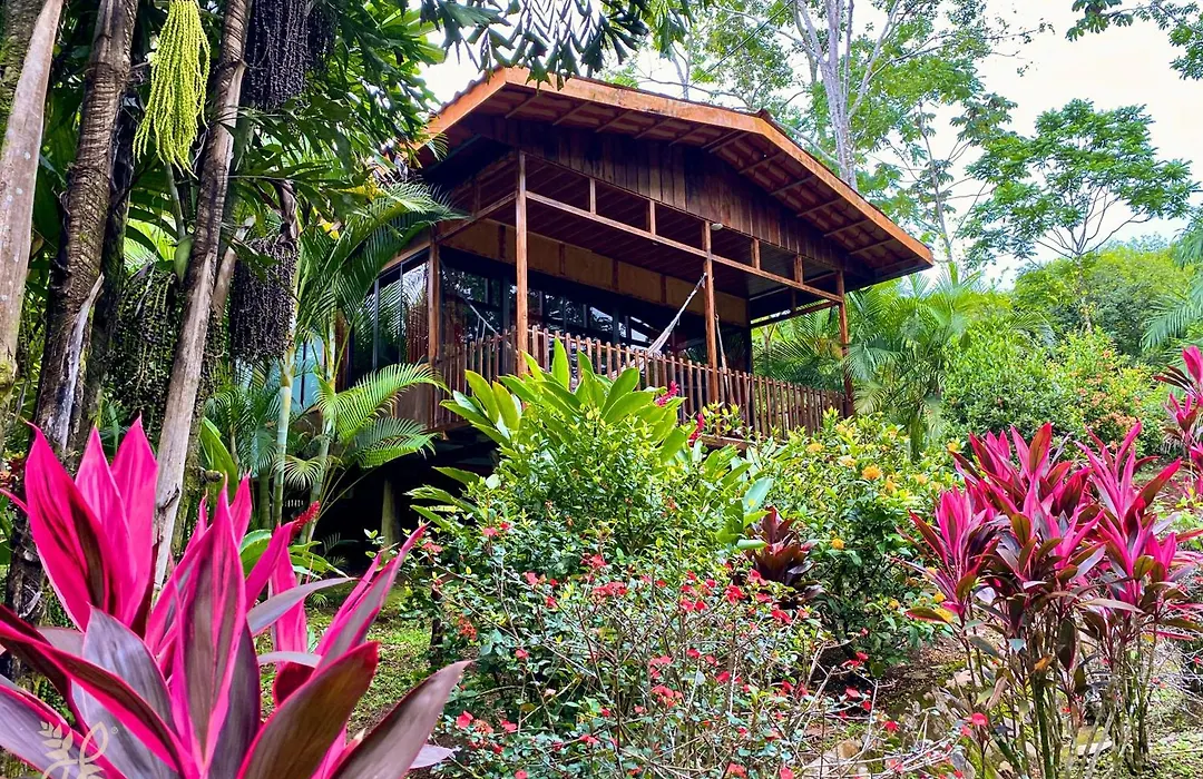 Hotel Heliconias Nature Inn & Hot Springs-1