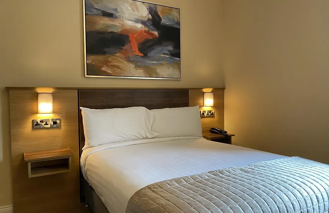 Hannon'S Hotel-1