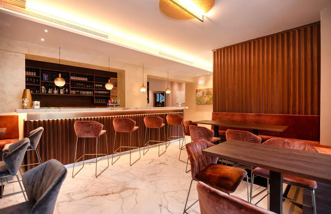 Hotel Chrys-1