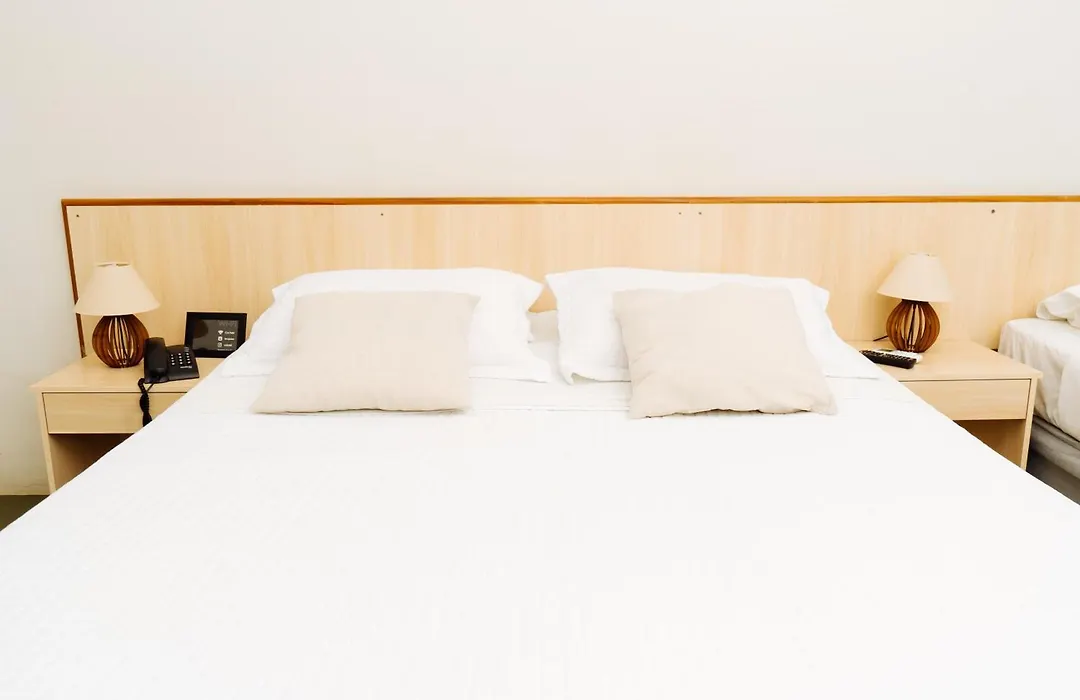 Cris Hotel-1