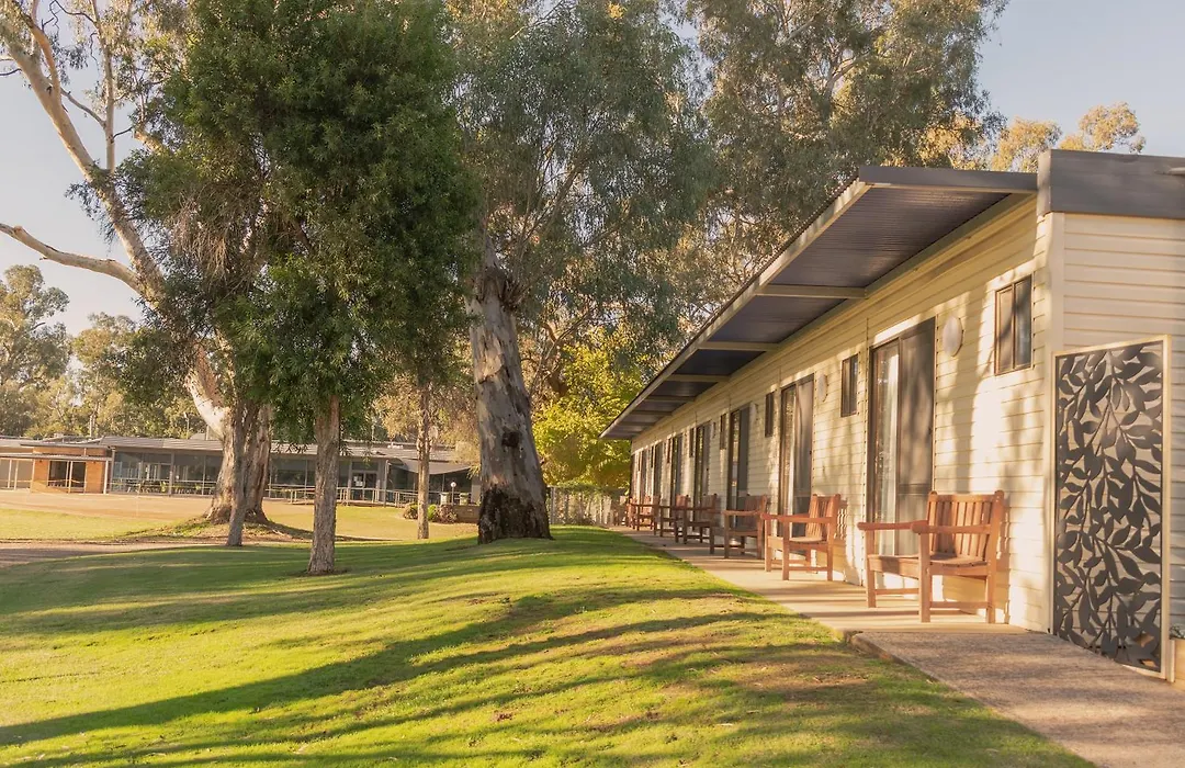 Deni Golf Resort-1