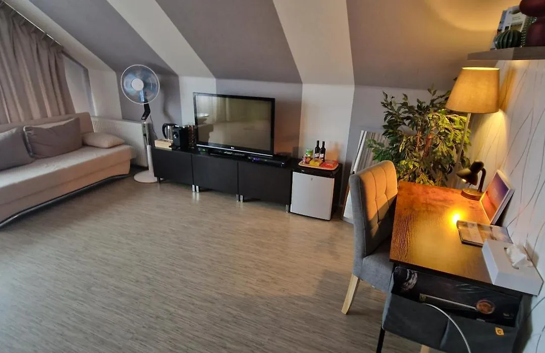 Bed & Breakfast Ravelin-1