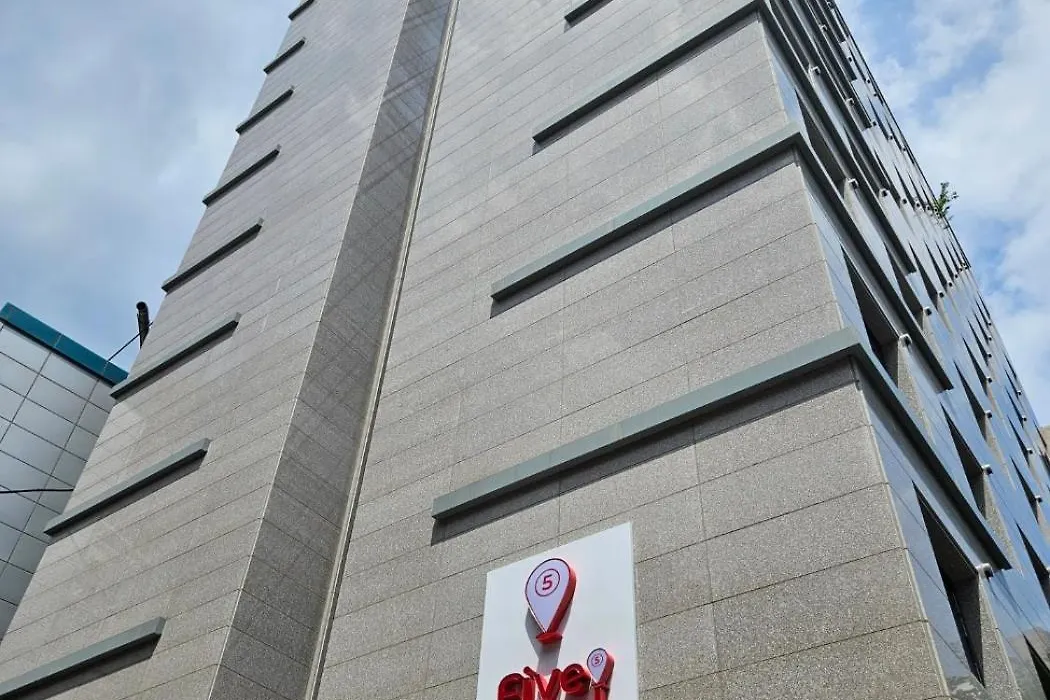 Five Hotel Jongno-1