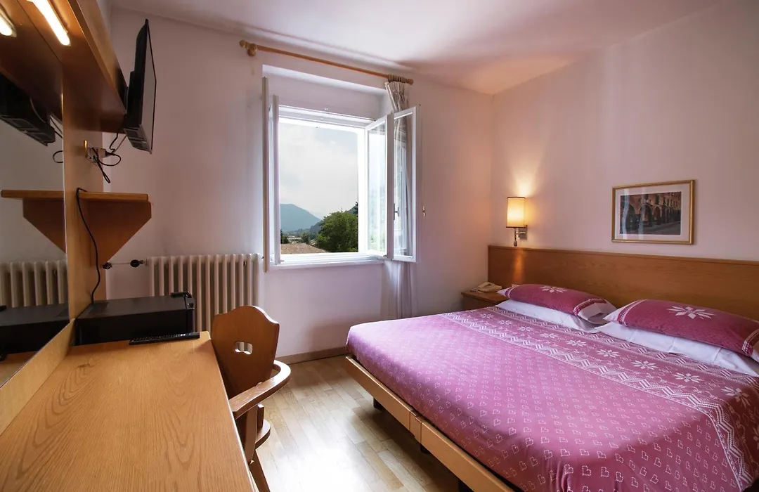 Hotel Pinzolo-Dolomiti-1
