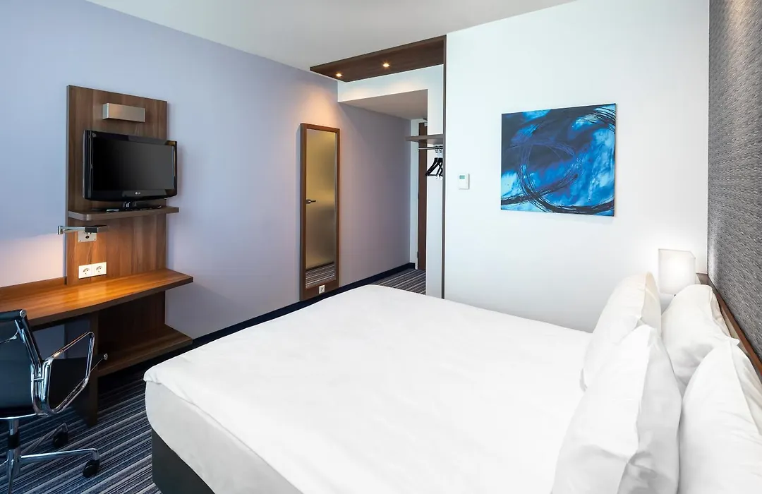 Holiday Inn Express Amsterdam - Schiphol By Ihg-1