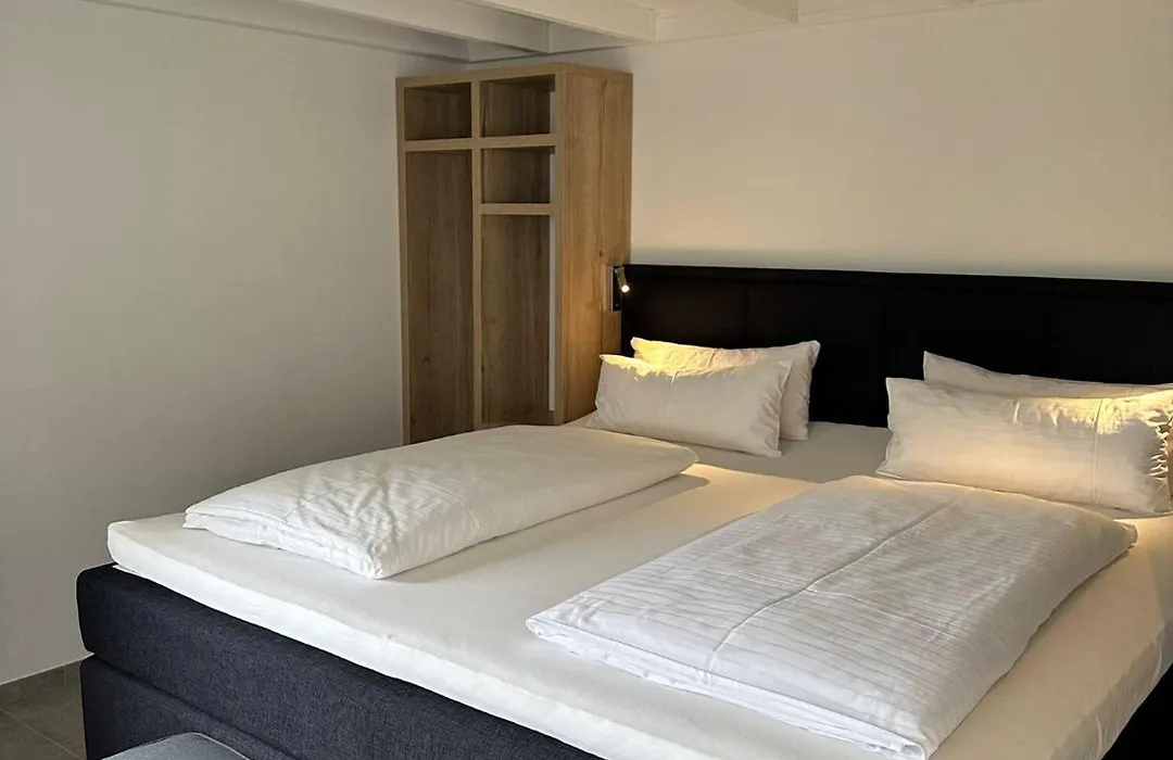 Hotel B4-1