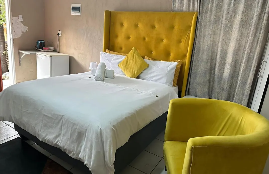 Super Classic Guest House-1