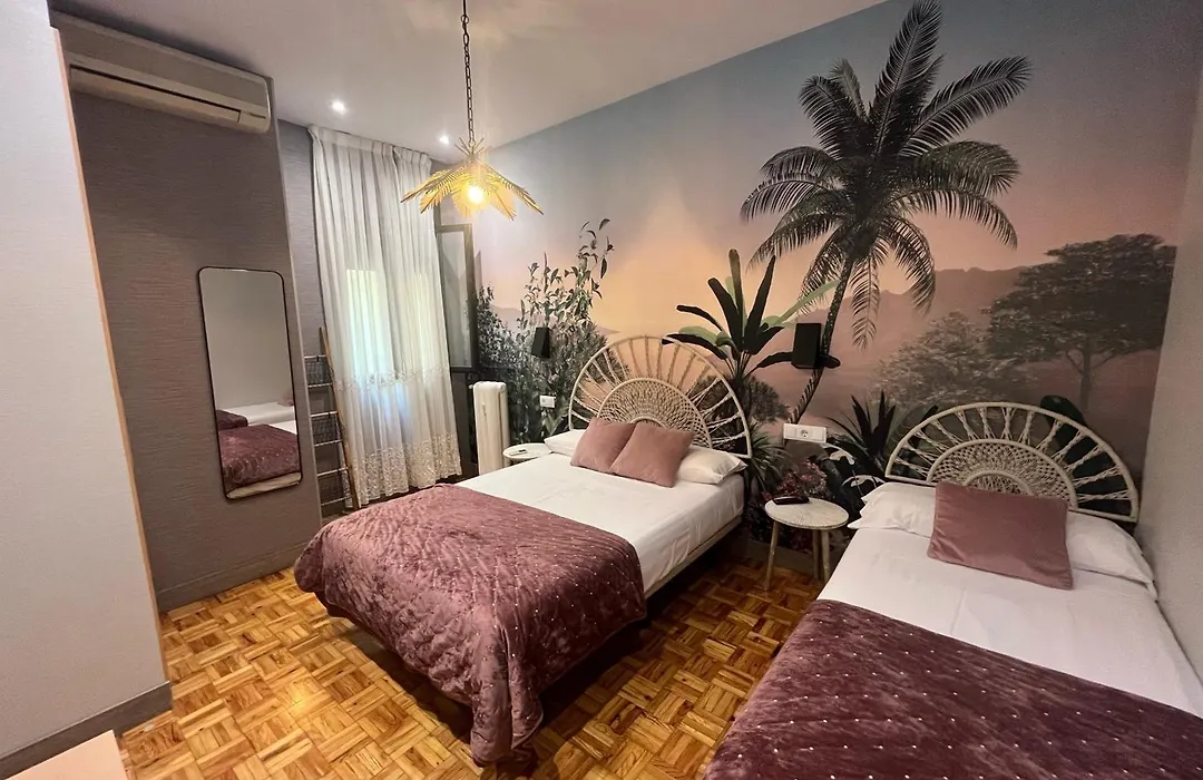 Hostal Avenida-1