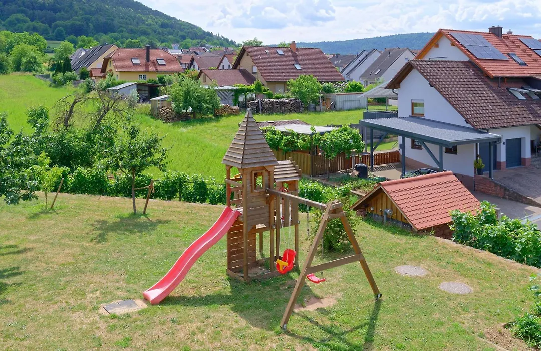 Main-Vinotel Weingut Helmstetter-1
