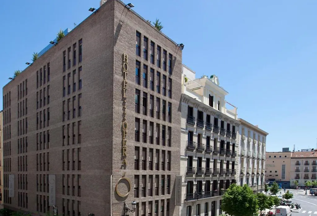 Hotel Opera-1