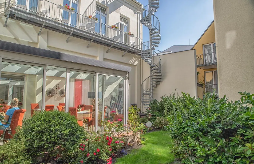 Inselhotel Bruns-1