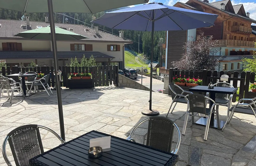 Hotel Alle Tre Baite-1