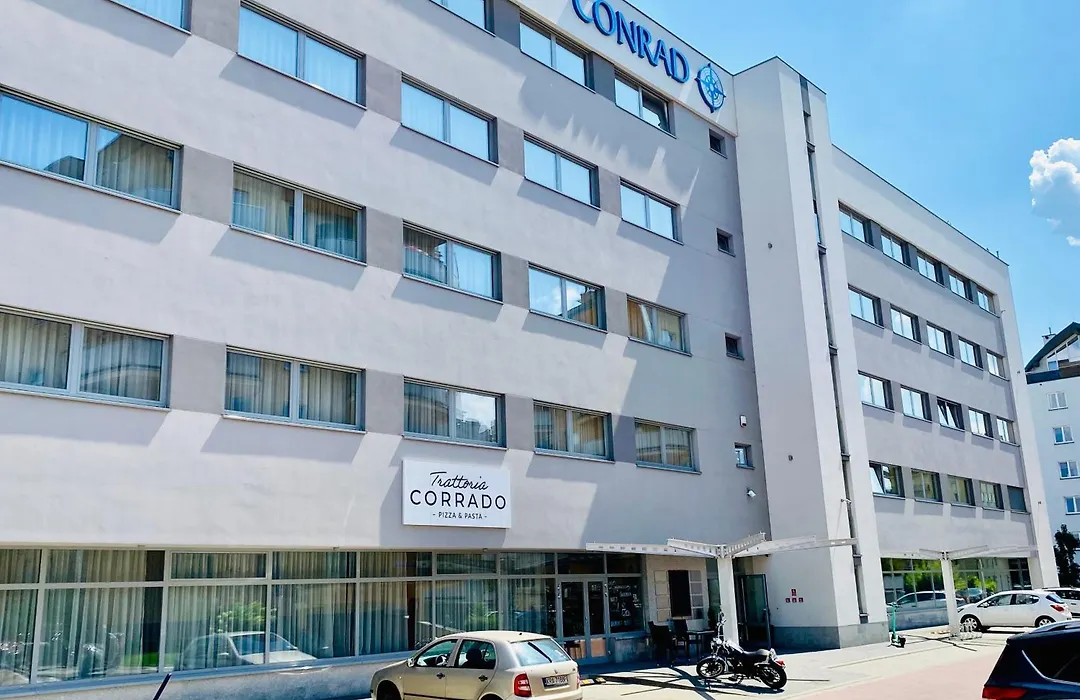 Hotel Conrad Comfort-1