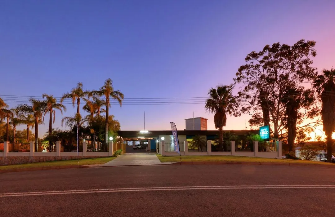 Hilltop Motel-1