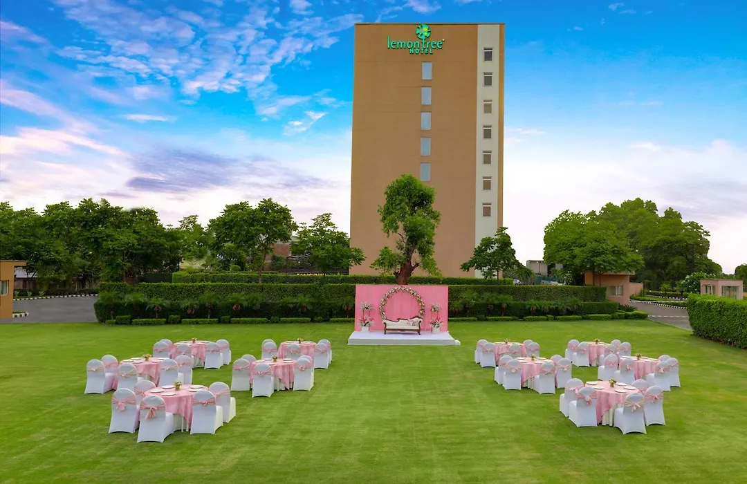 Lemon Tree Hotel, Sector 68, Sohna Road, Gurugram-1
