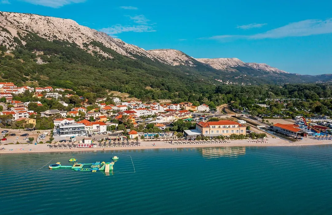 Hotel Dobrovit-1