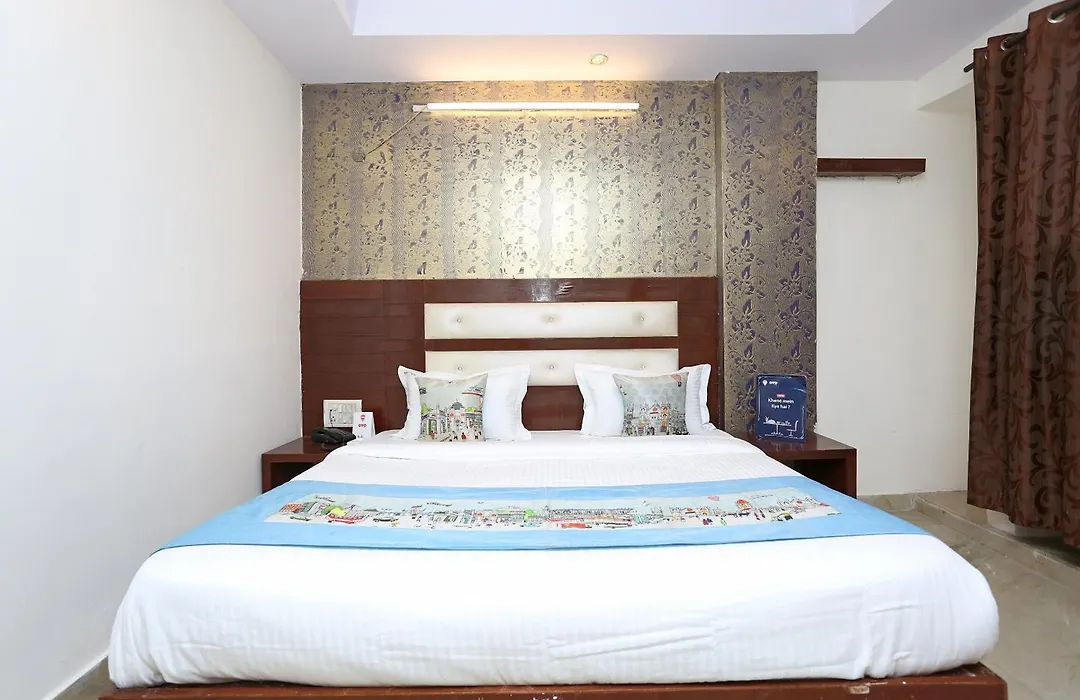 Oyo Hotel Repose Villa Near Gurudwara Shri Bangla Sahib-1