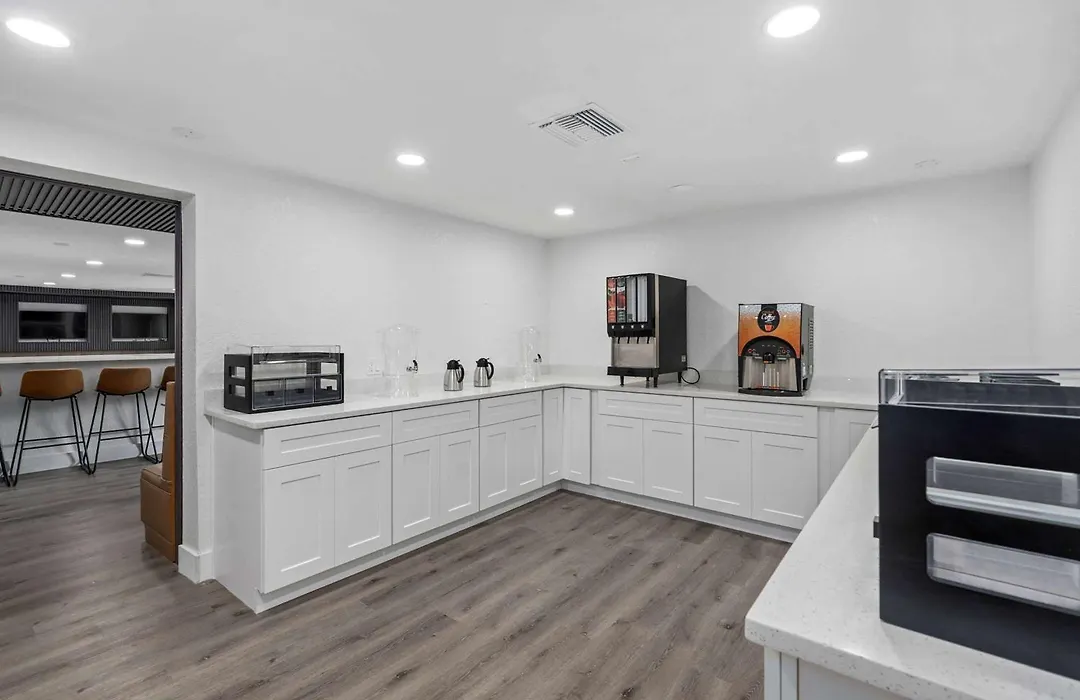 Super 8 By Wyndham Kissimmee-Orlando-1