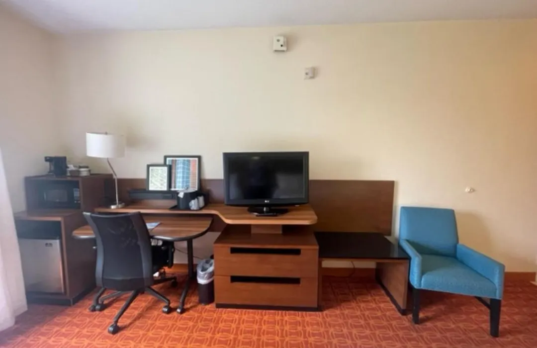Fairfield Inn And Suites By Marriott Potomac Mills Woodbridge-1