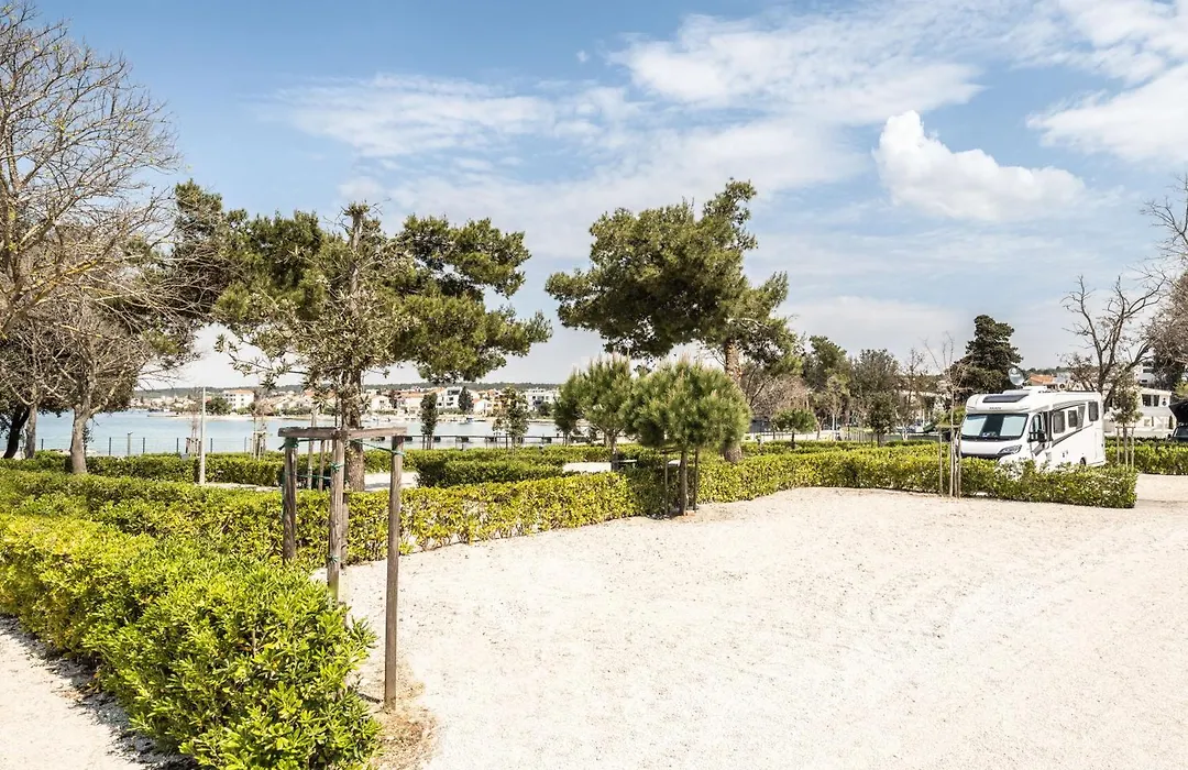 Falkensteiner Premium Mobile Homes And Camping Zadar-1