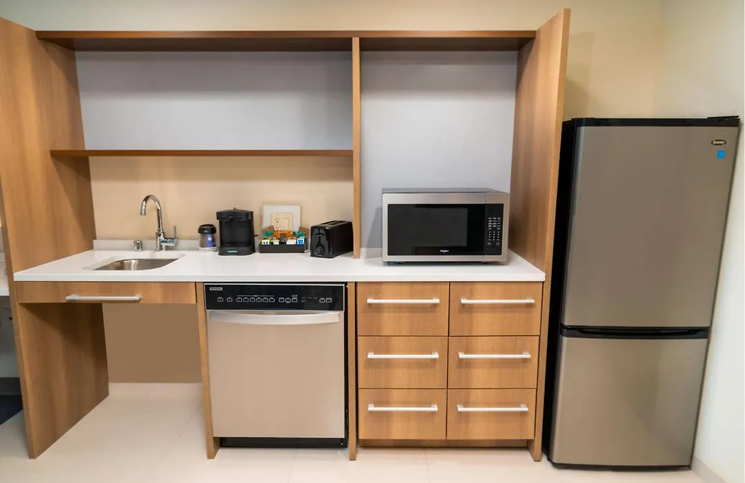 Home2 Suites Bakersfield-1