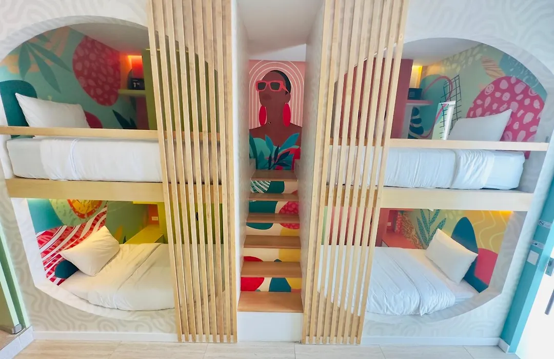 Hotel Nomadic Design-1