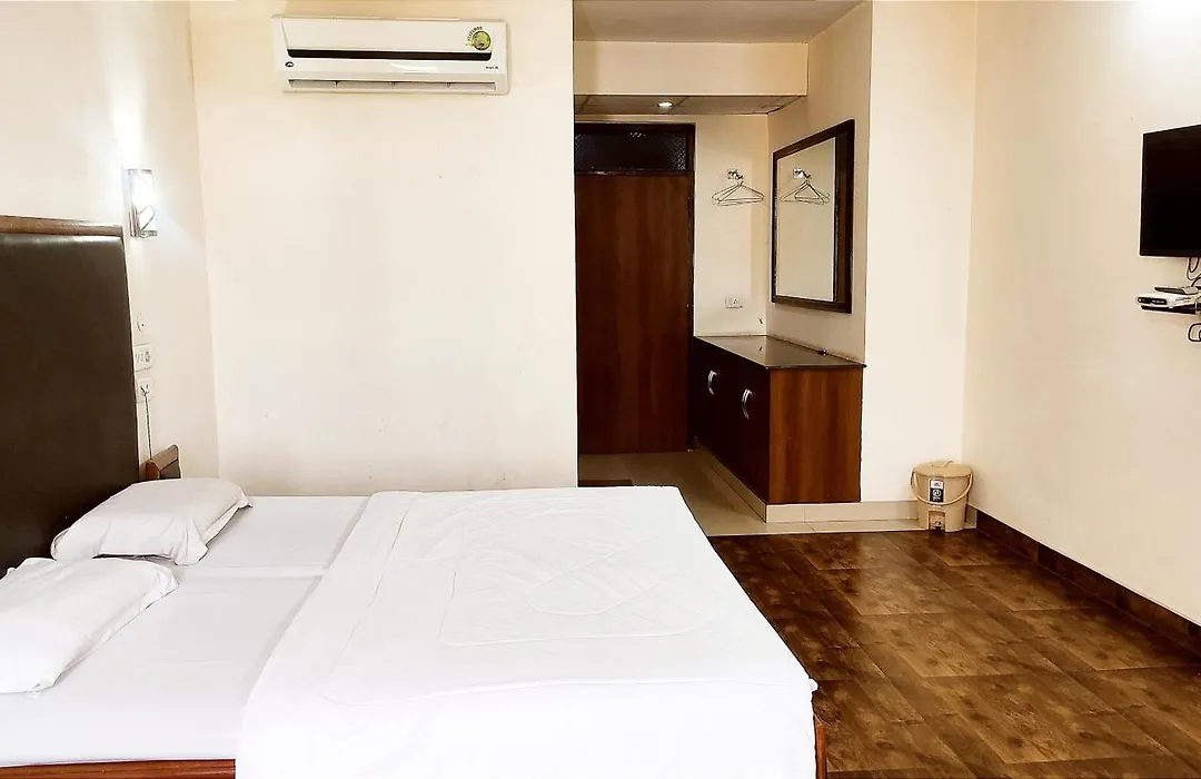 Hotel International - Adjoining Indo Canadian Transport & Isbt Jalandhar City - Corporate, Families, Solo Travellers, Couples Favorite-1