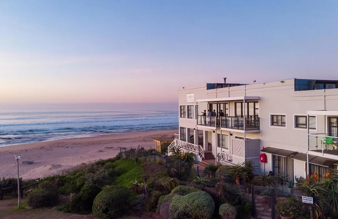 On The Beach Guesthouse Jeffreys Bay-1