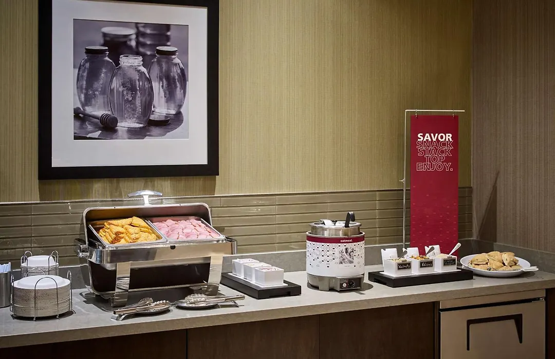 Hampton Inn By Hilton Sarnia/Point Edward-1