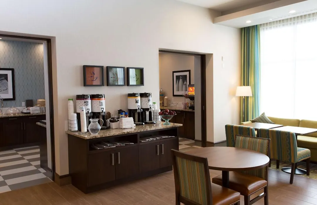 Hampton Inn By Hilton Lloydminster-1
