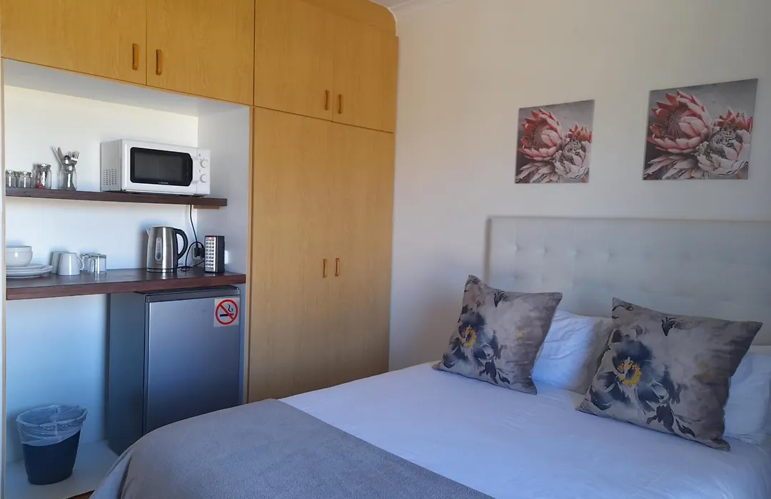 Cornerstone Guesthouse Alk Van Zyl-1