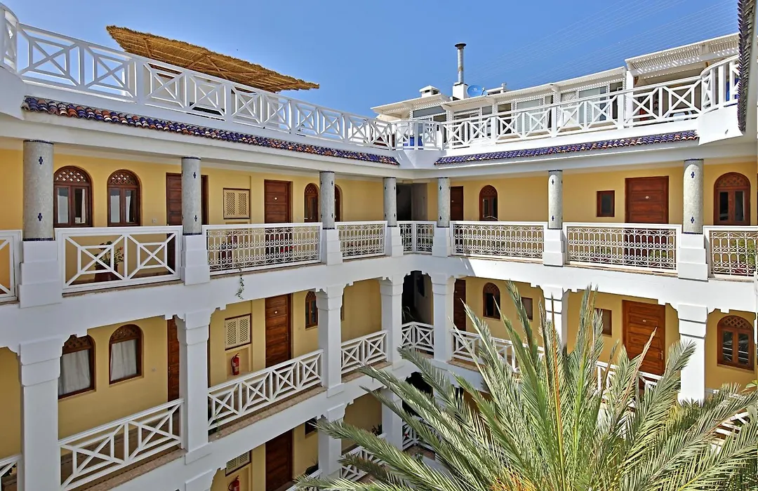 Riad Dar L'Oussia & Spa-1