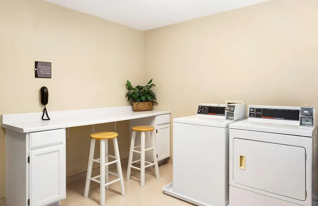 Homewood Suites By Hilton Toledo-Maumee-1