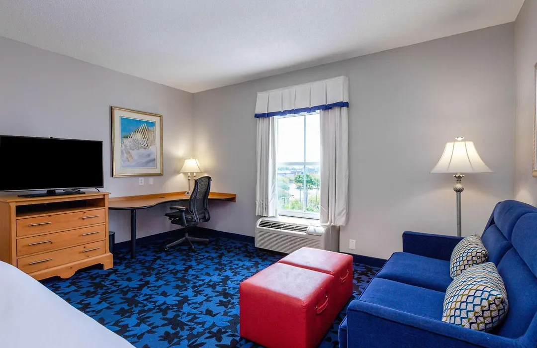 Hampton Inn & Suites Jacksonville Deerwood Park-1