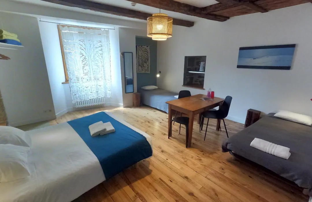 La Maison - Hôtel&Gîte-1