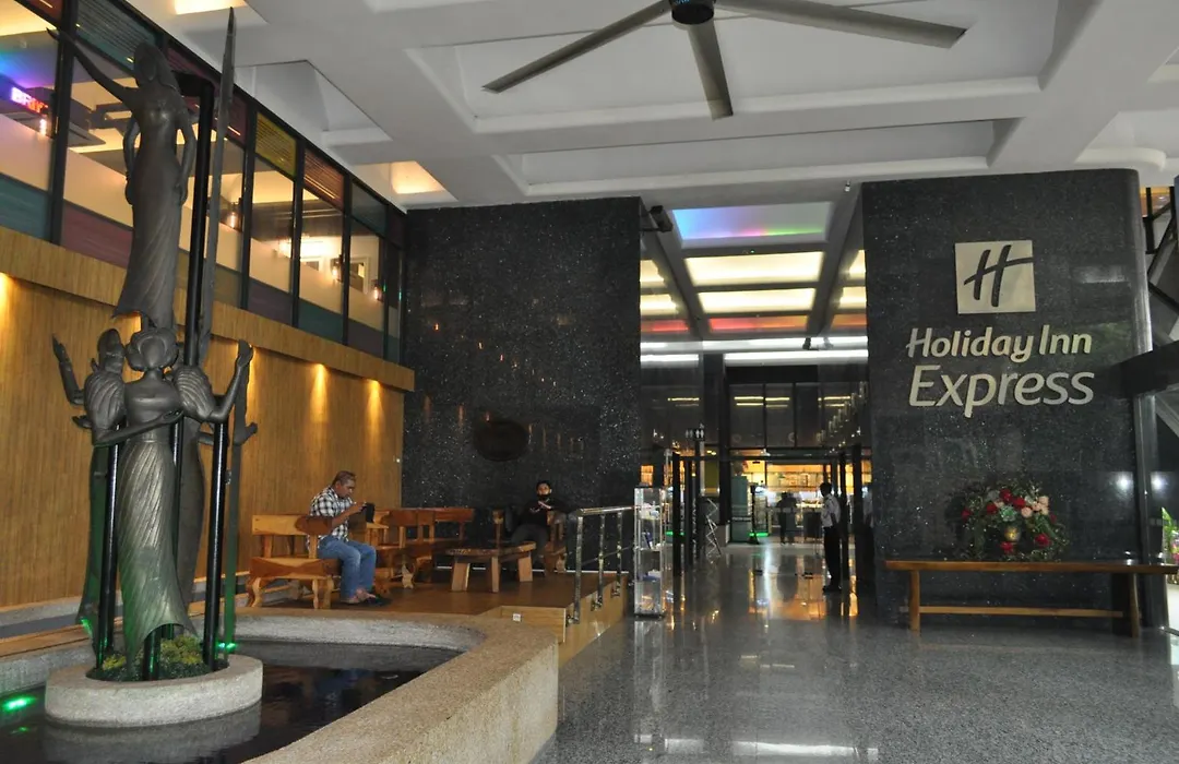 Holiday Inn Express Kuala Lumpur City Centre By Ihg-1