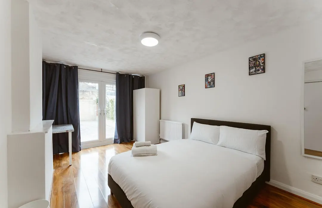 Canningtown Double Rooms - 20-1