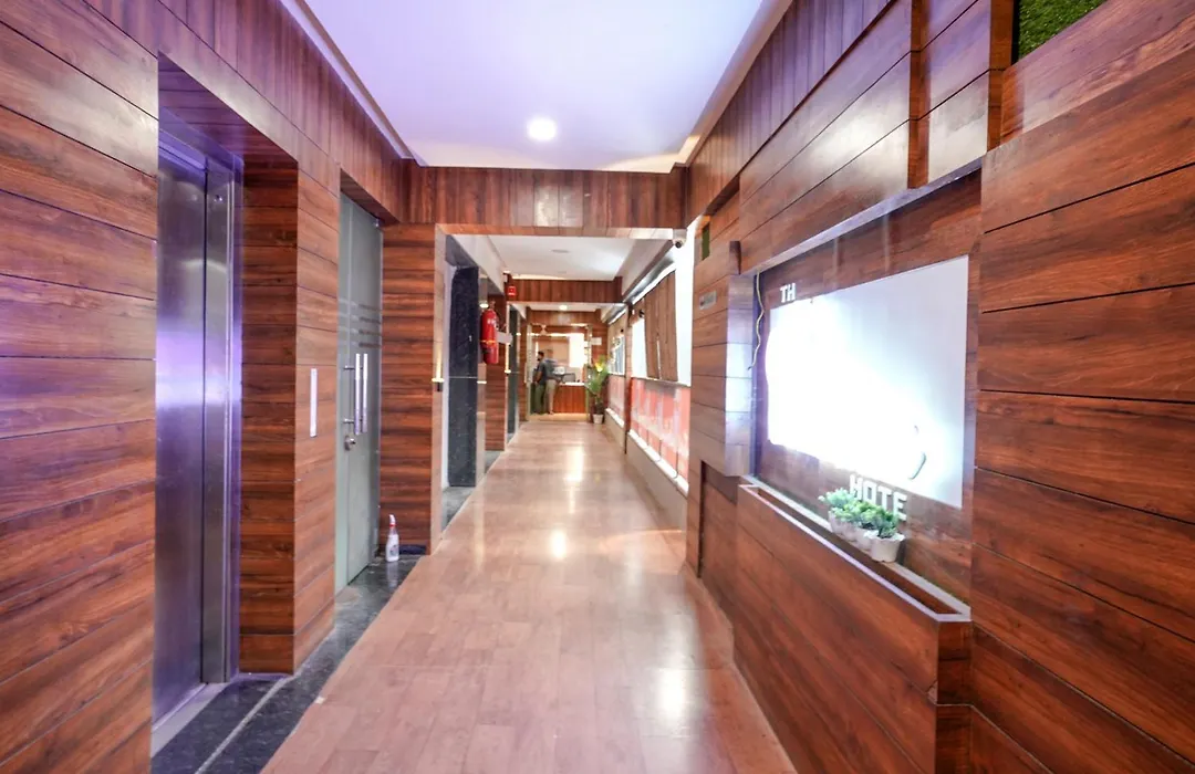 Fabhotel The Valentine - Udhna Road-1