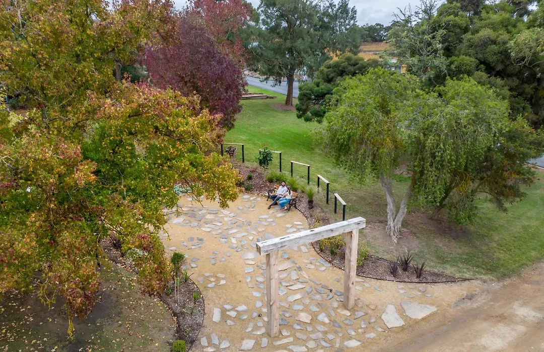 Longview Vineyard-1