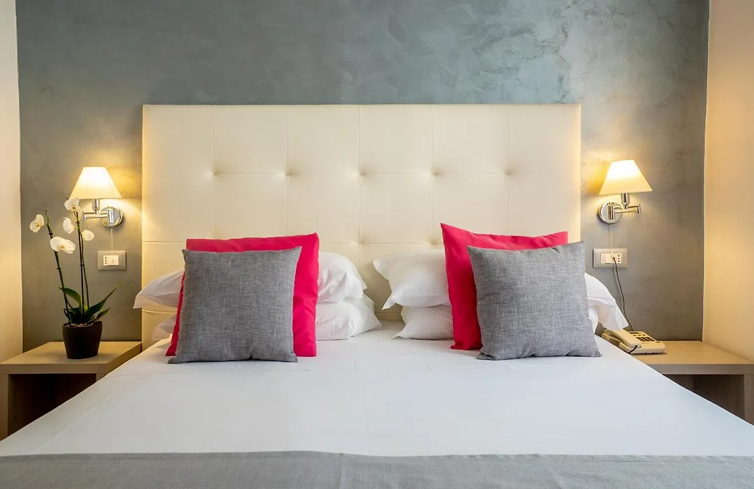 Hotel Gabriella-1