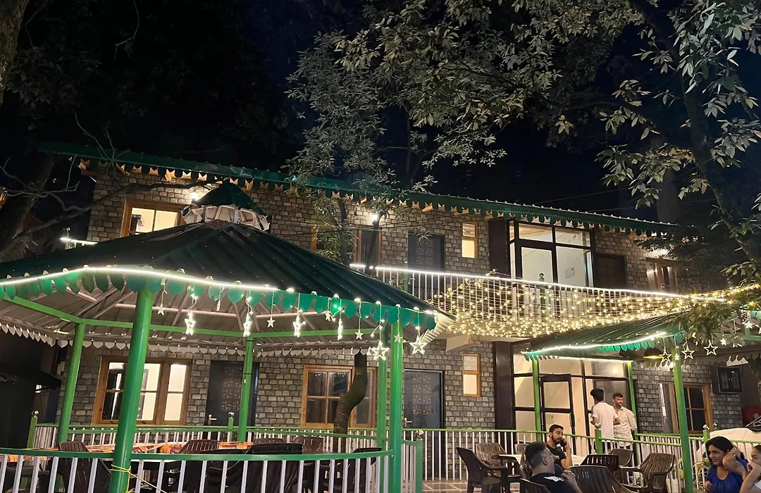Cedar Woods Resort By Heyan Hotels-1