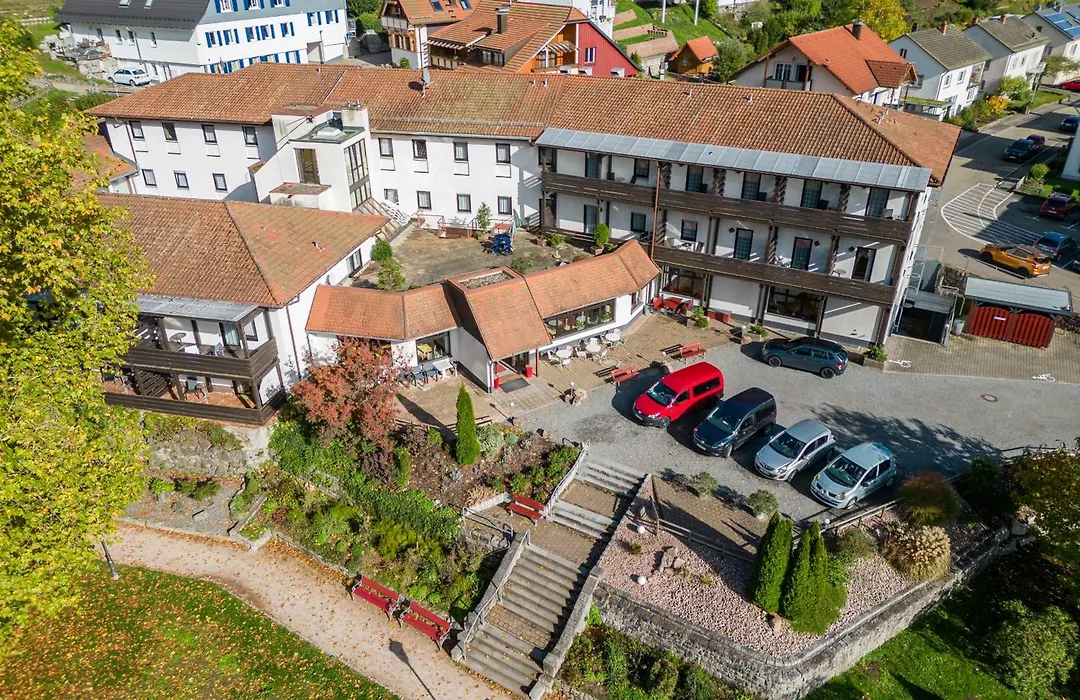 Kurgarten-Hotel-1
