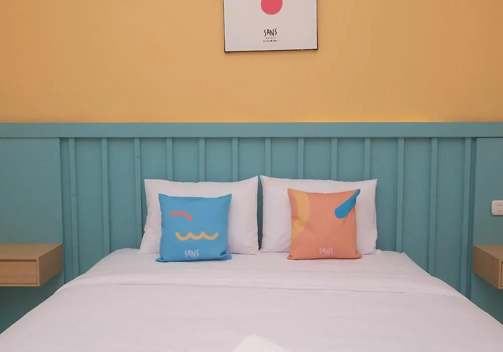Sans Hotel City Inn Solo By Reddoorz-1