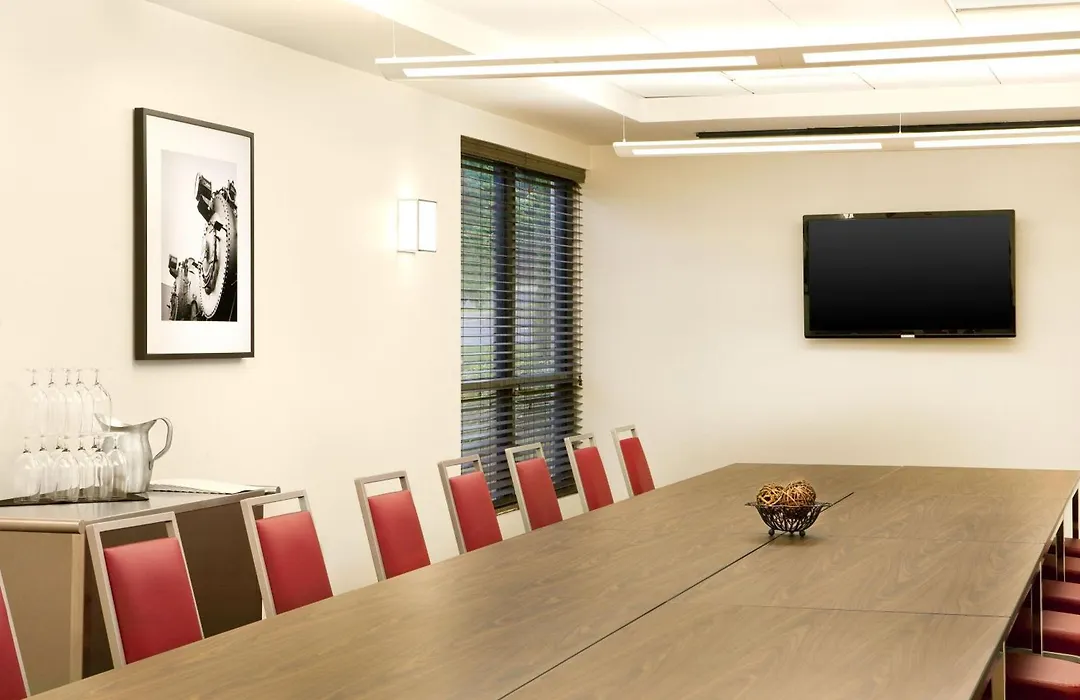 Anz Hotels Scranton-1